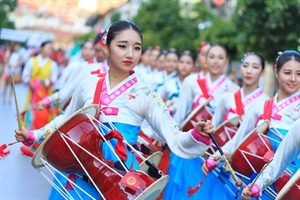 Travel shots for the World Scout Jamboree